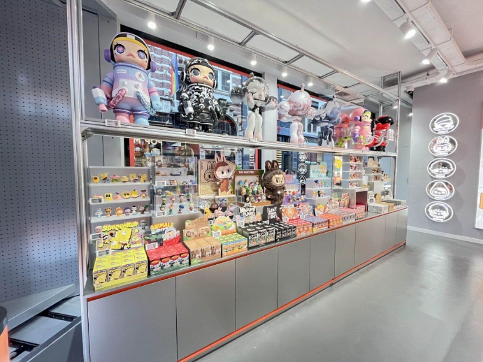 POP MART, Amsterdam, Netherlands – W1 Design