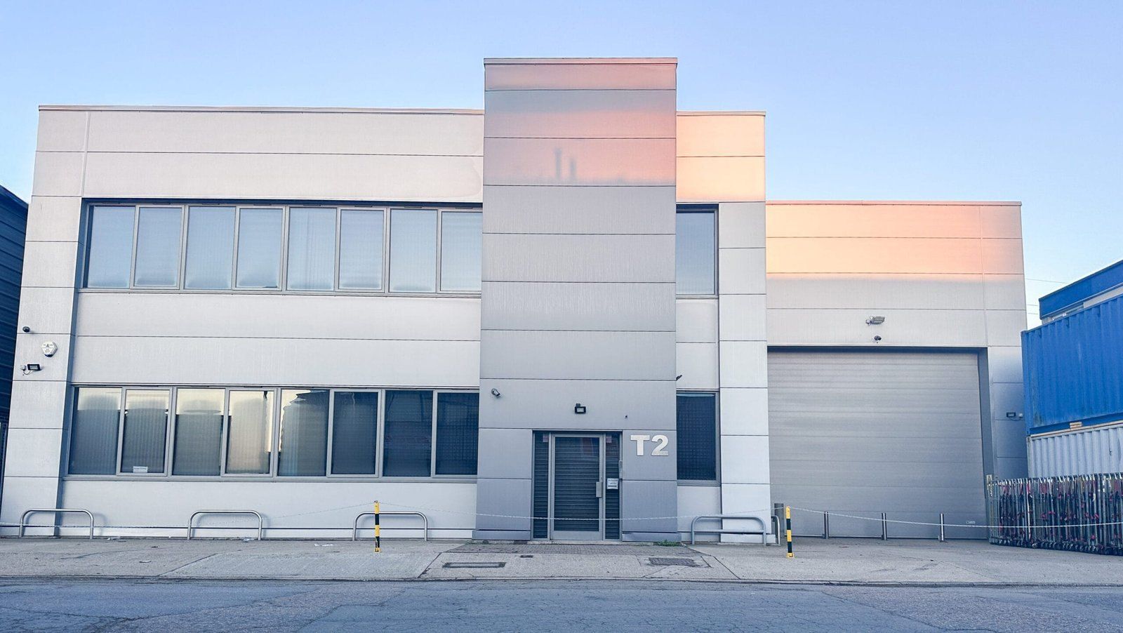 Warehouse Refurbishment, England – W1 Design
